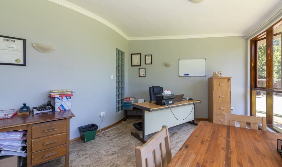 6 Bedroom Property for Sale in Panorama Free State